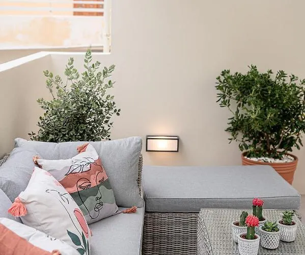 Dante Chania (Crete)